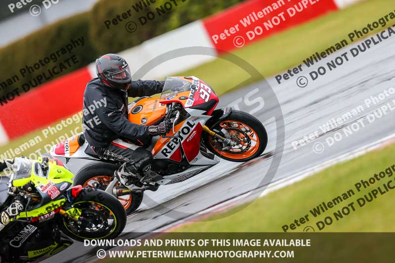 PJM Photography;donington no limits trackday;donington park photographs;donington trackday photographs;no limits trackdays;peter wileman photography;trackday digital images;trackday photos